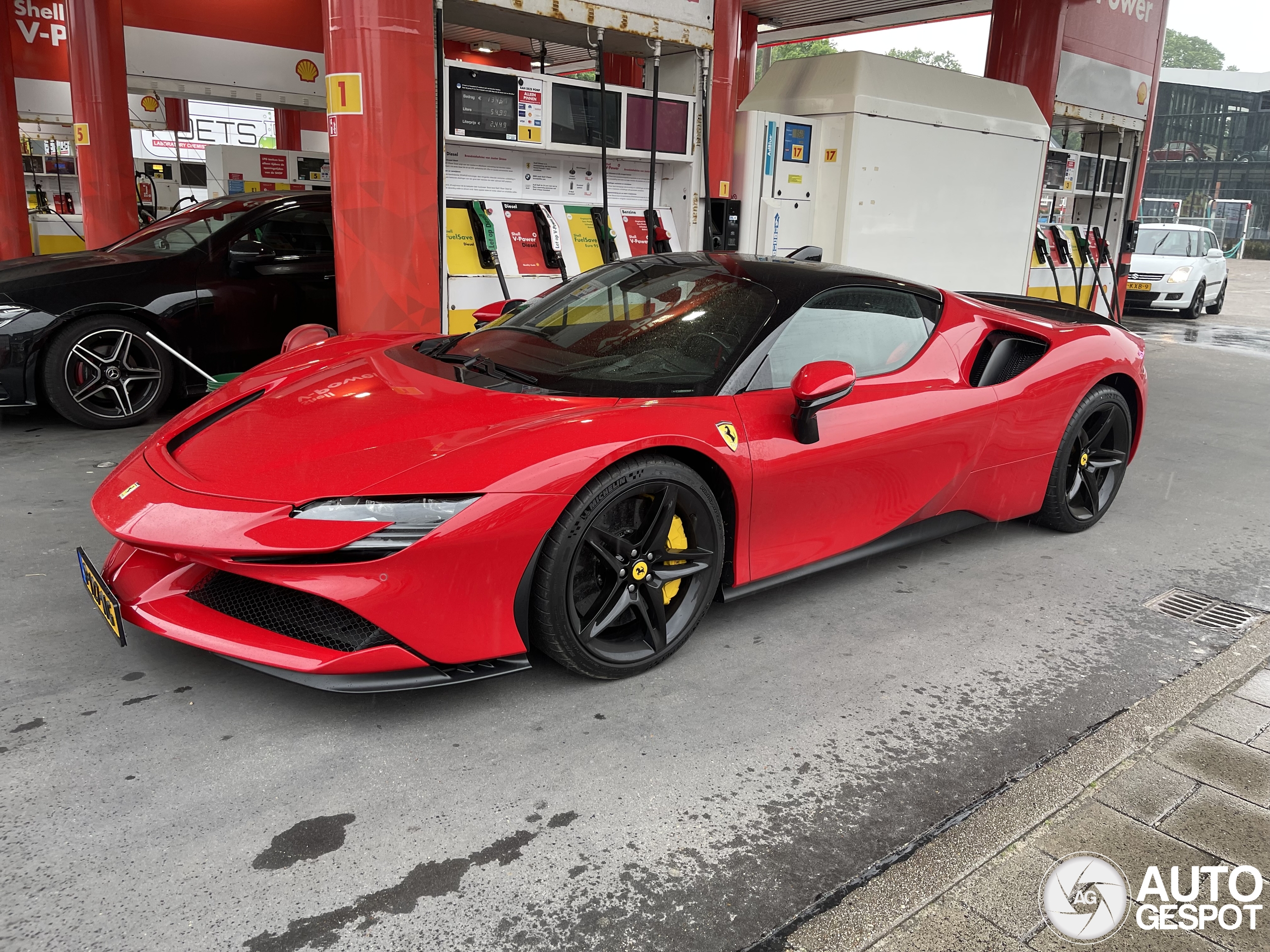 Ferrari SF90 Stradale