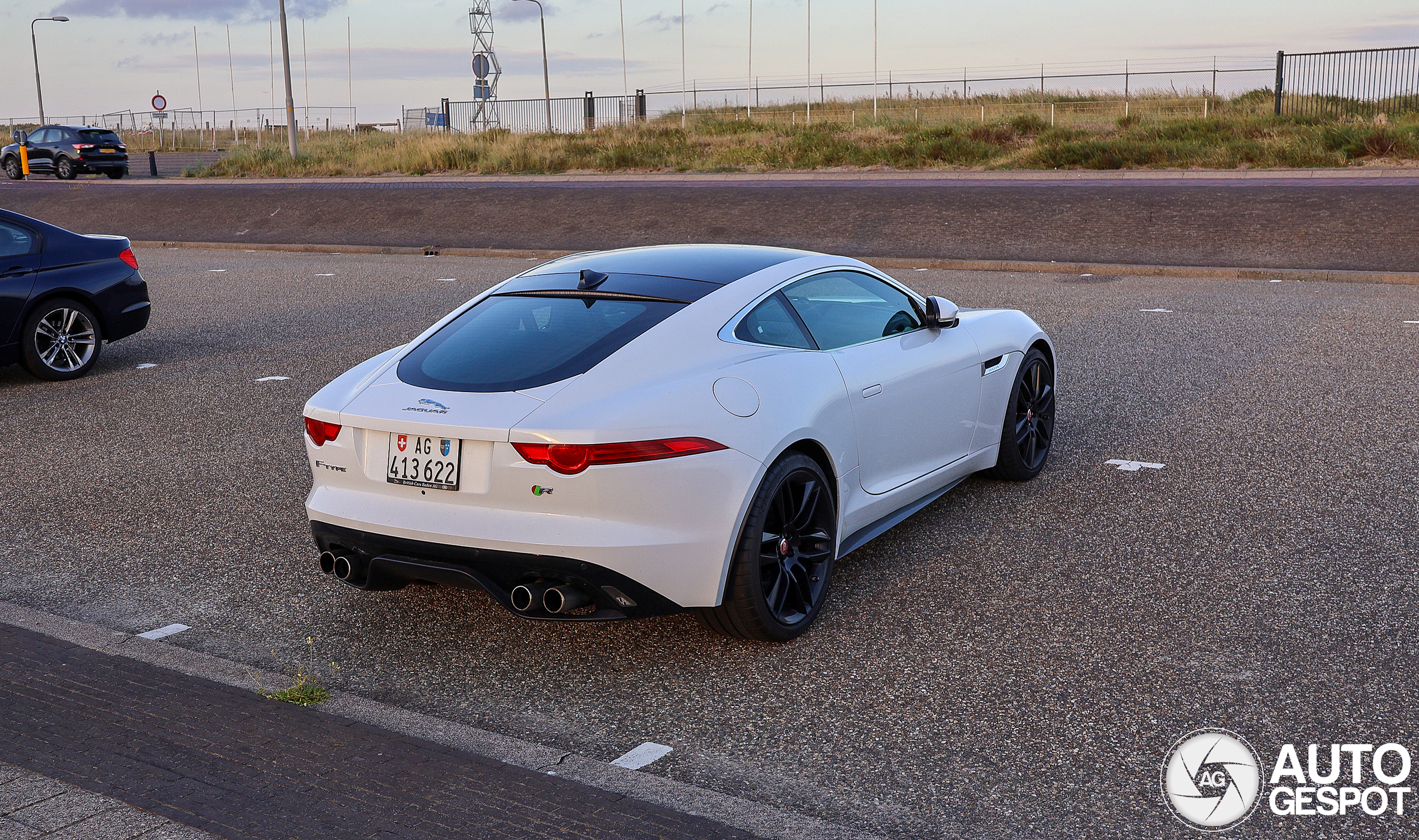 Jaguar F-TYPE R Coupé