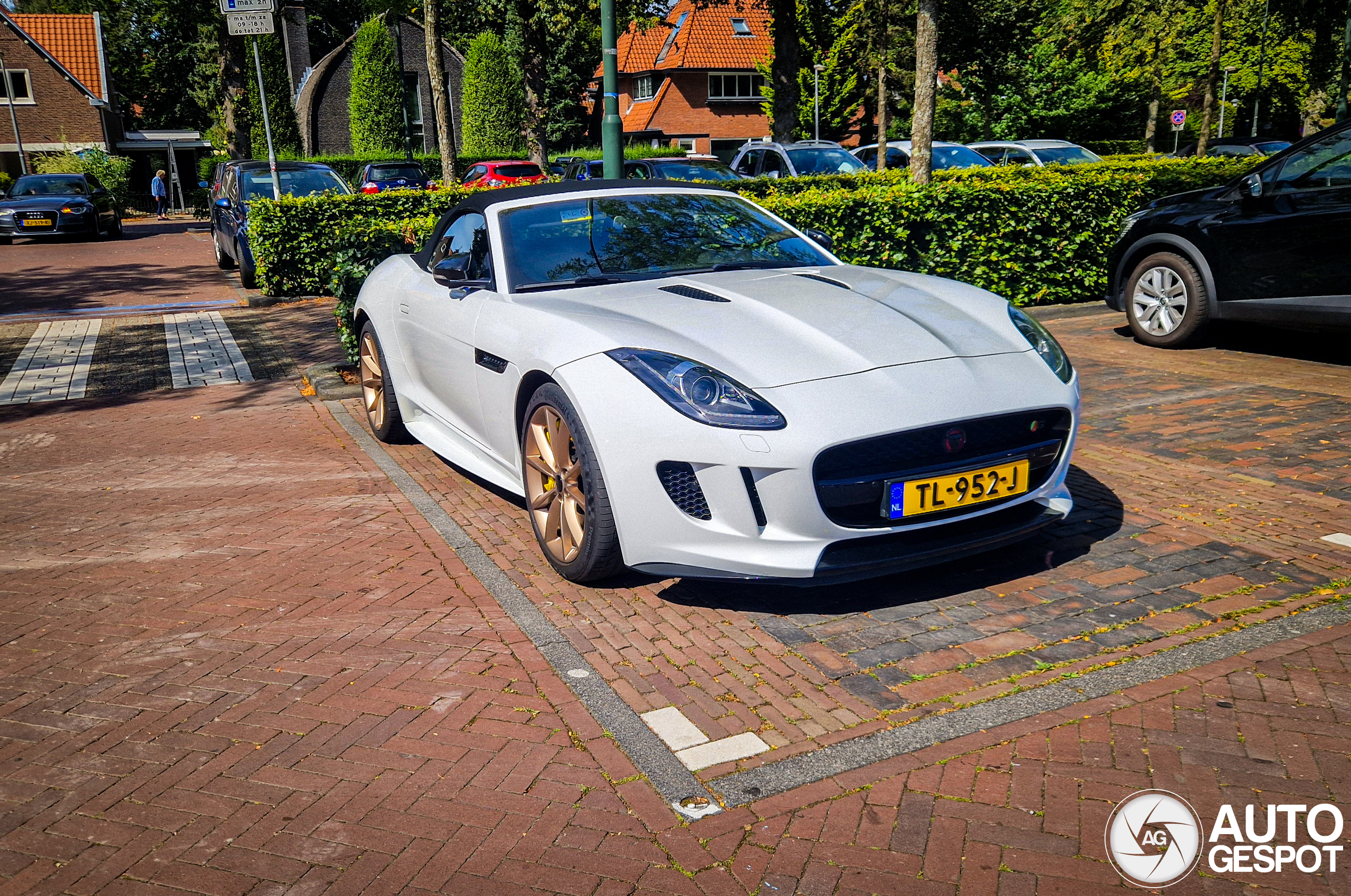 Jaguar F-TYPE S Convertible