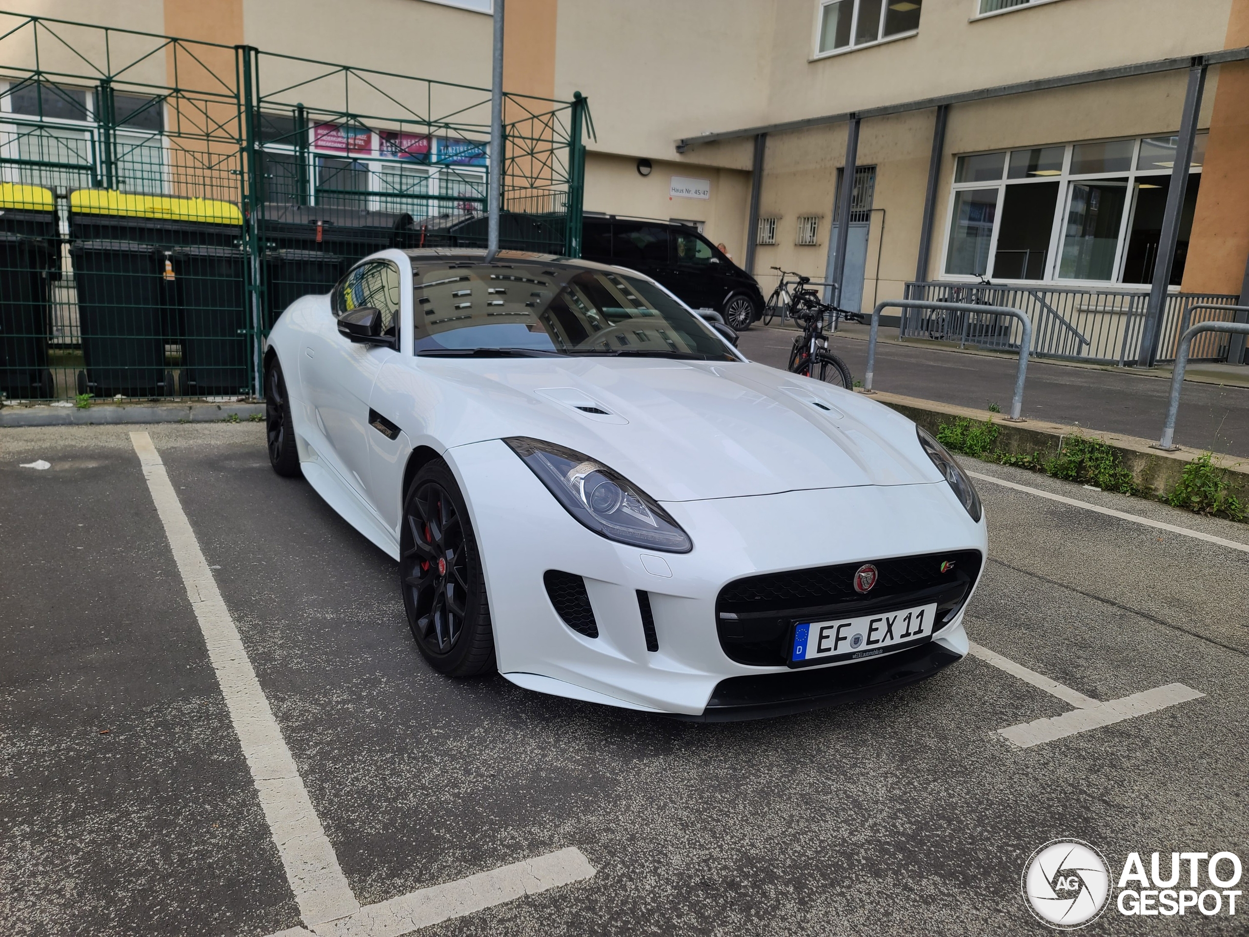 Jaguar F-TYPE S Coupé