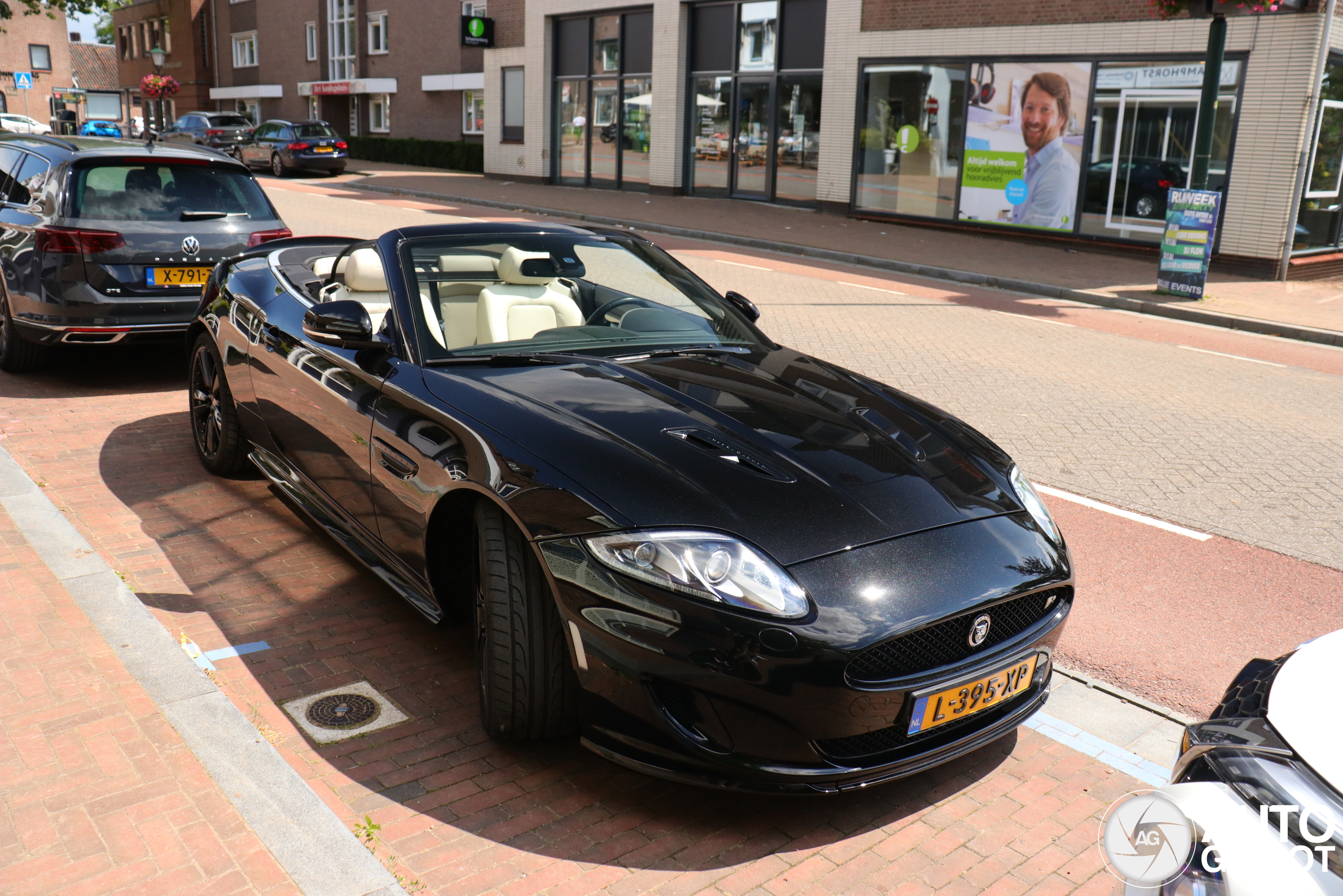 Jaguar XKR Convertible 2012