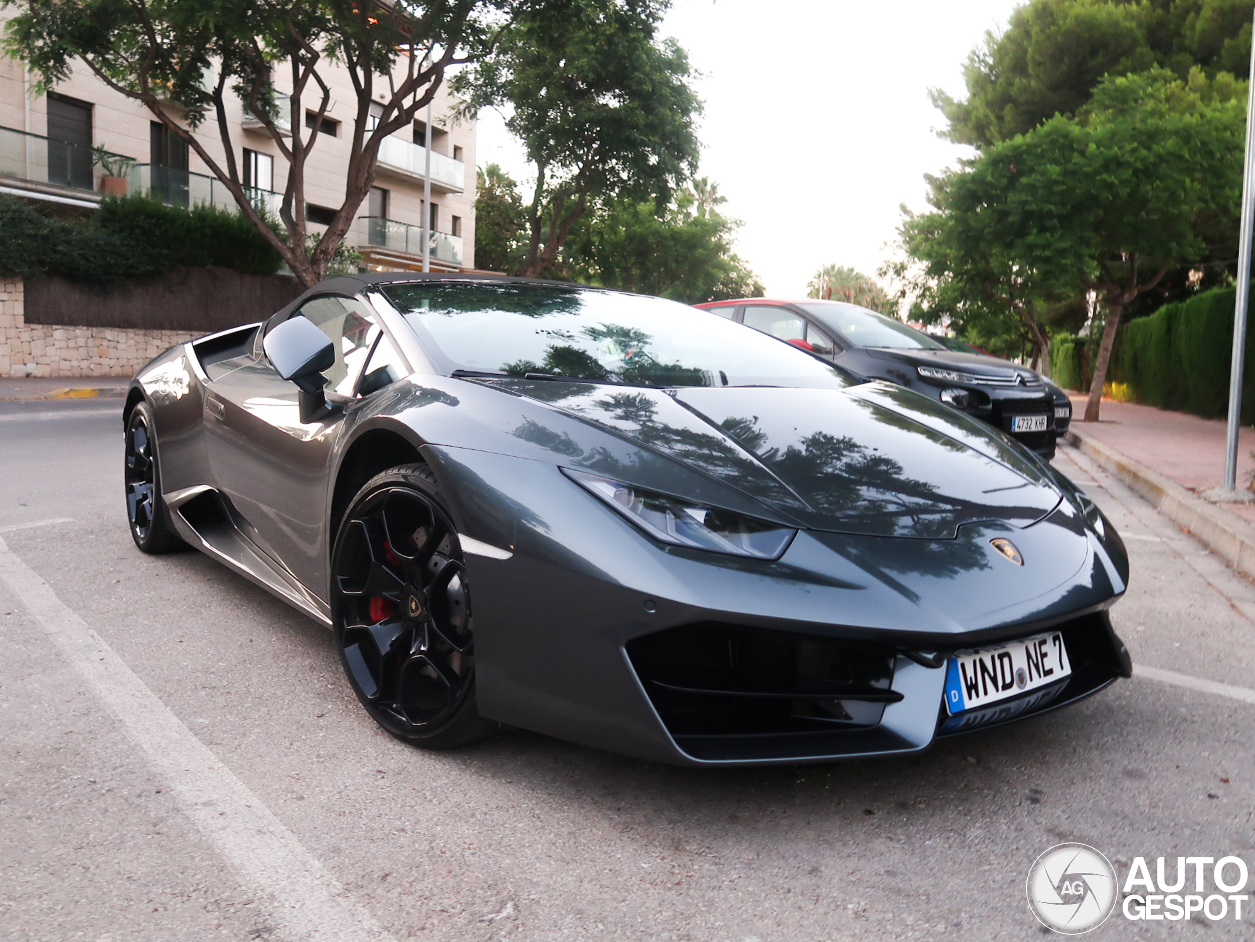 Lamborghini Huracán LP580-2 Spyder