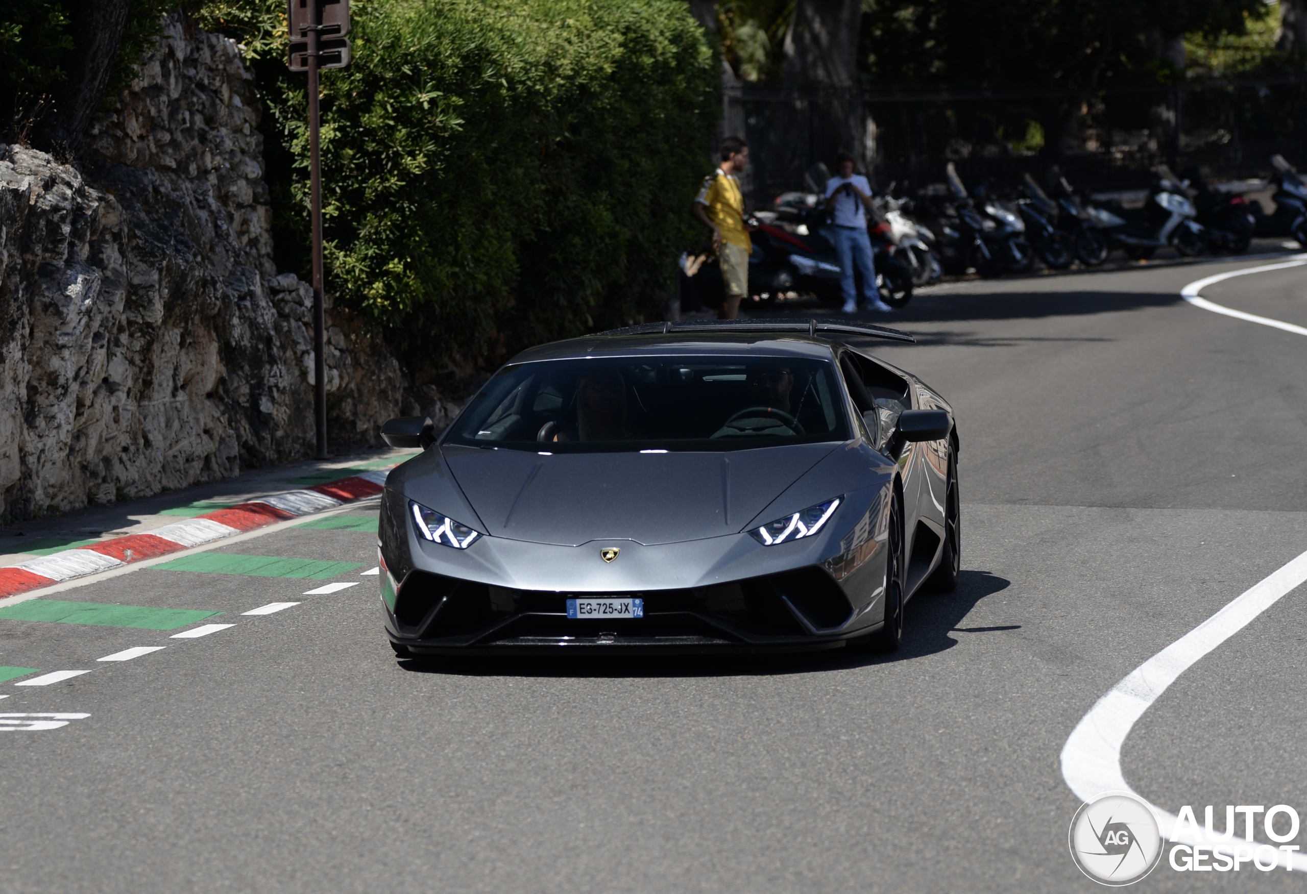 Lamborghini Huracán LP640-4 Performante