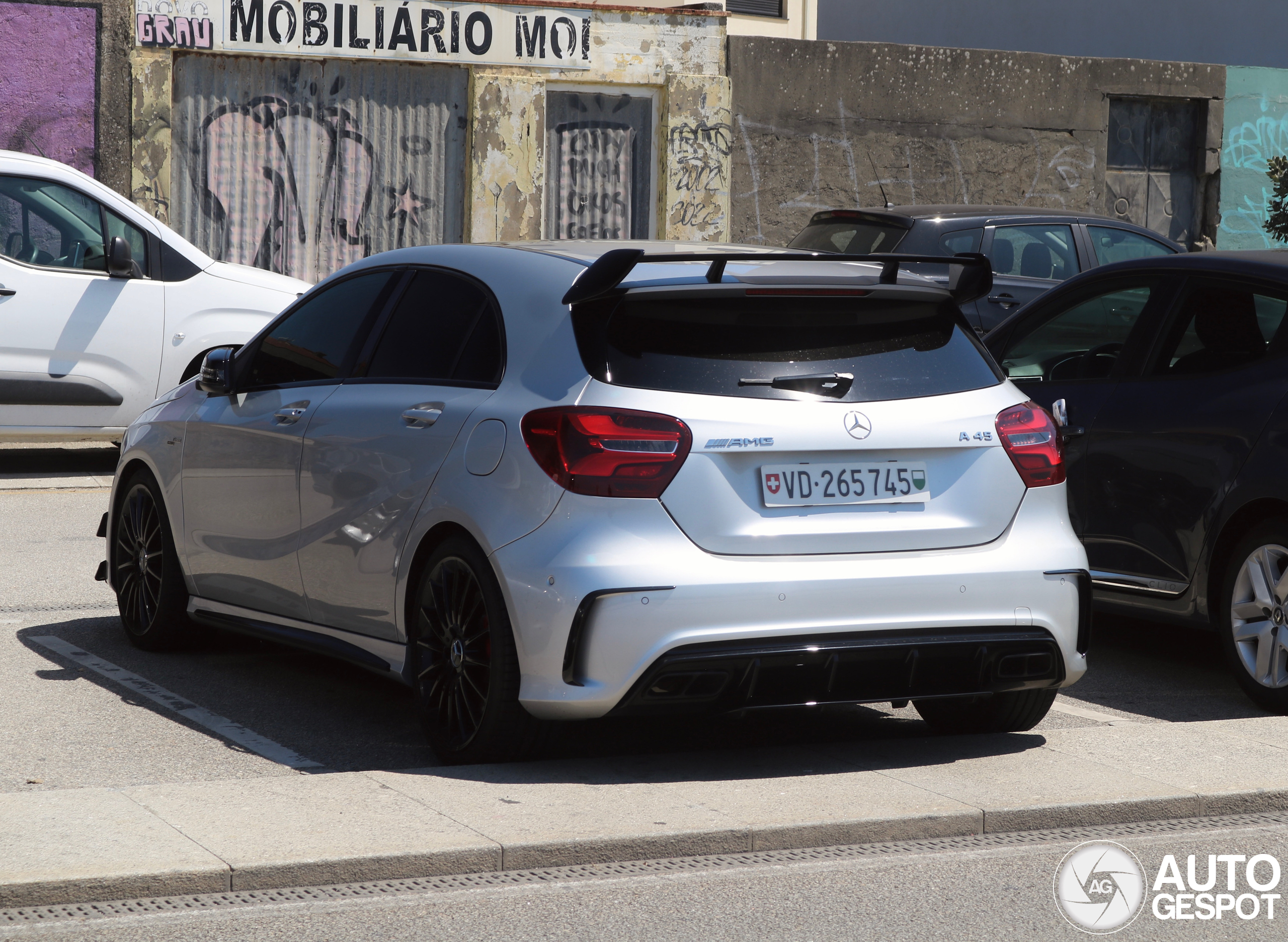 Mercedes-AMG A 45 W176 2015