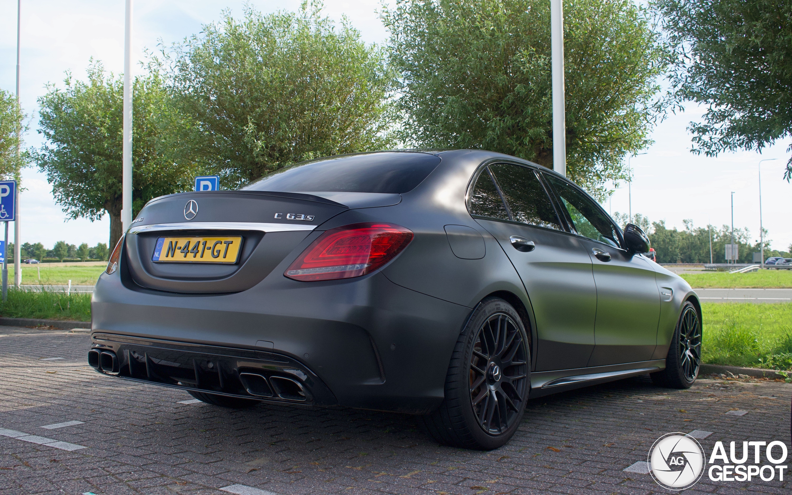 Mercedes-AMG C 63 S W205