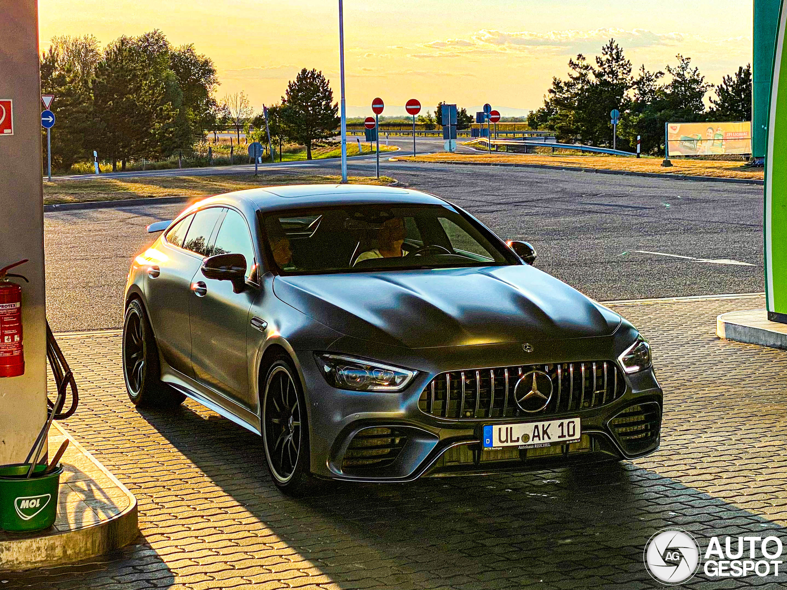 Mercedes-AMG GT 63 S X290