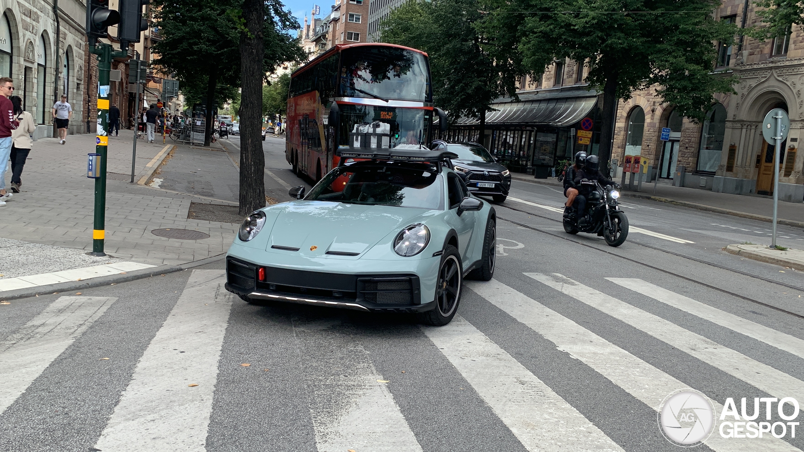 Porsche 992 Dakar