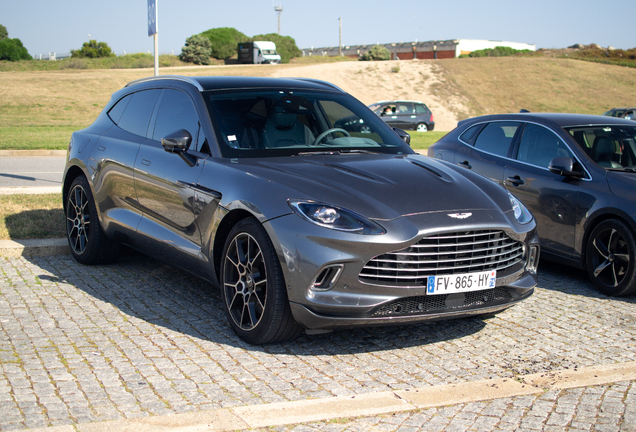 Aston Martin DBX