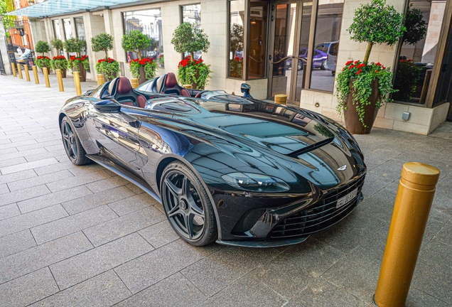 Aston Martin V12 Speedster