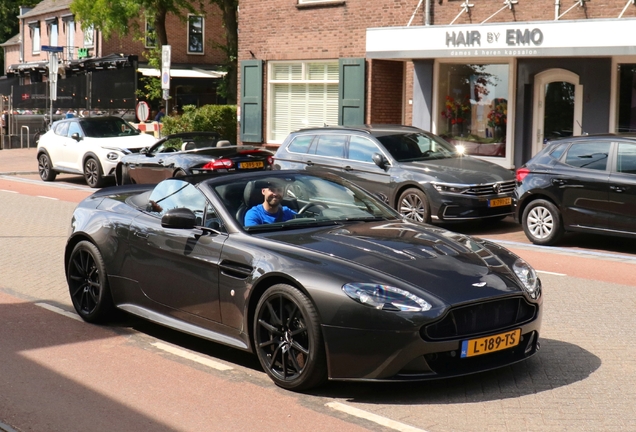 Aston Martin V12 Vantage S Roadster