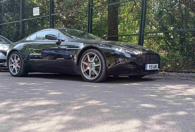 Aston Martin V8 Vantage