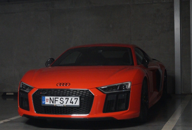 Audi R8 V10 Plus 2015