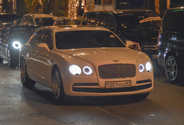 Bentley Flying Spur V8