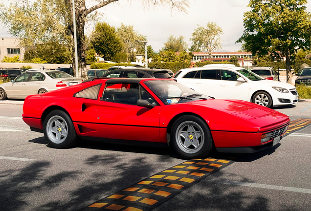 Ferrari GTS Turbo