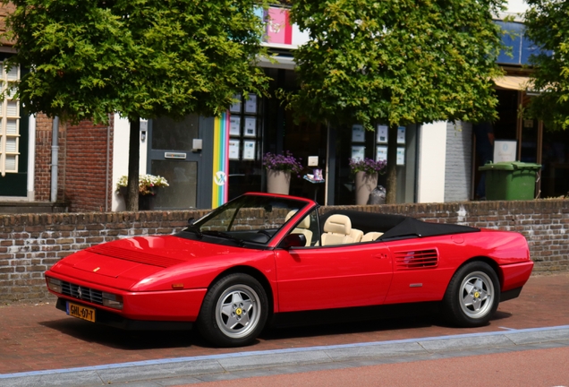 Ferrari Mondial T Cabriolet