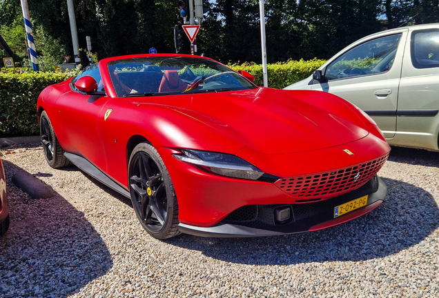 Ferrari Roma Spider