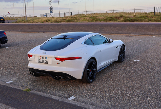 Jaguar F-TYPE R Coupé