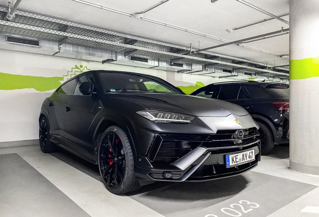 Lamborghini Urus S