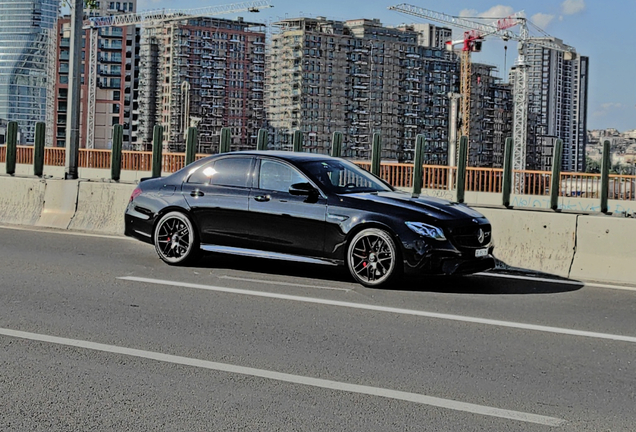 Mercedes-AMG E 63 S W213