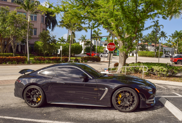 Mercedes-AMG GT 63 C192