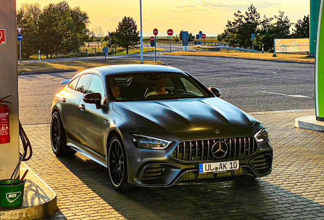 Mercedes-AMG GT 63 S X290