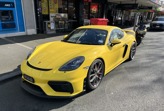 Porsche 718 Cayman GT4