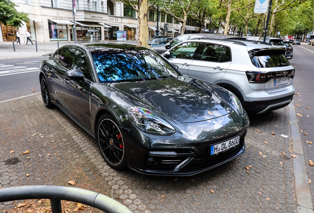 Porsche 971 Panamera Turbo Executive