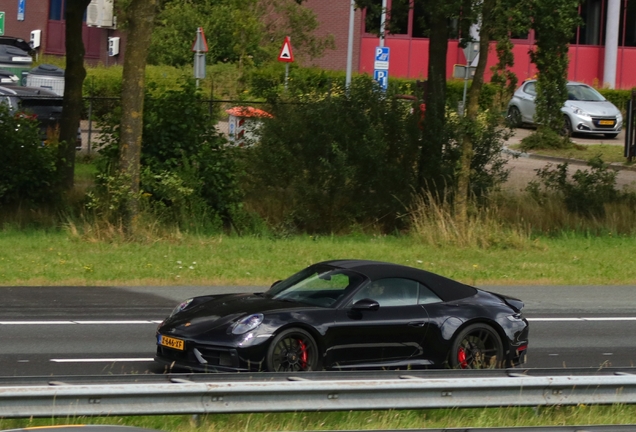 Porsche 992 Carrera GTS Cabriolet