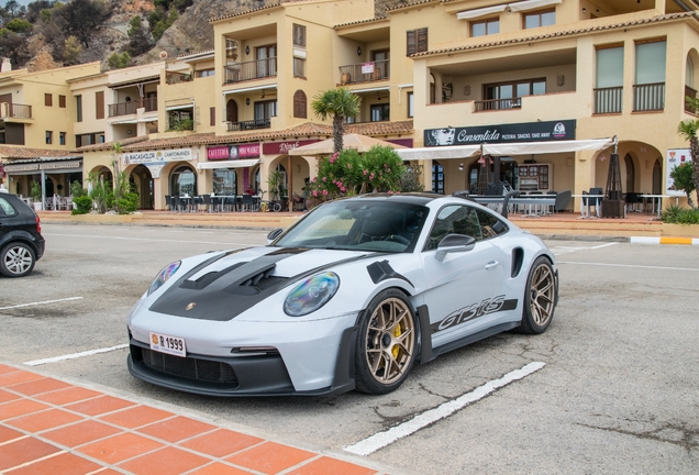 Porsche 992 GT3 RS Weissach Package