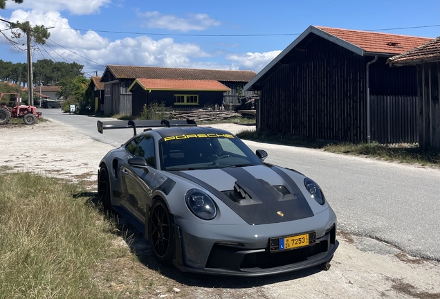 Porsche 992 GT3 RS Weissach Package