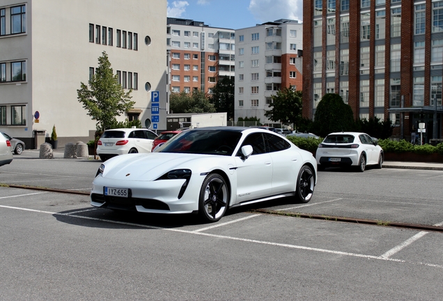 Porsche Taycan Turbo