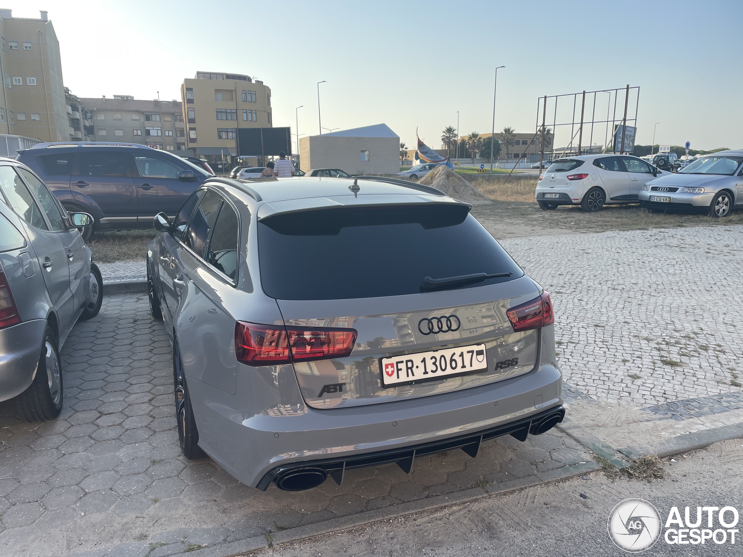 Audi RS6 Avant C7 2015