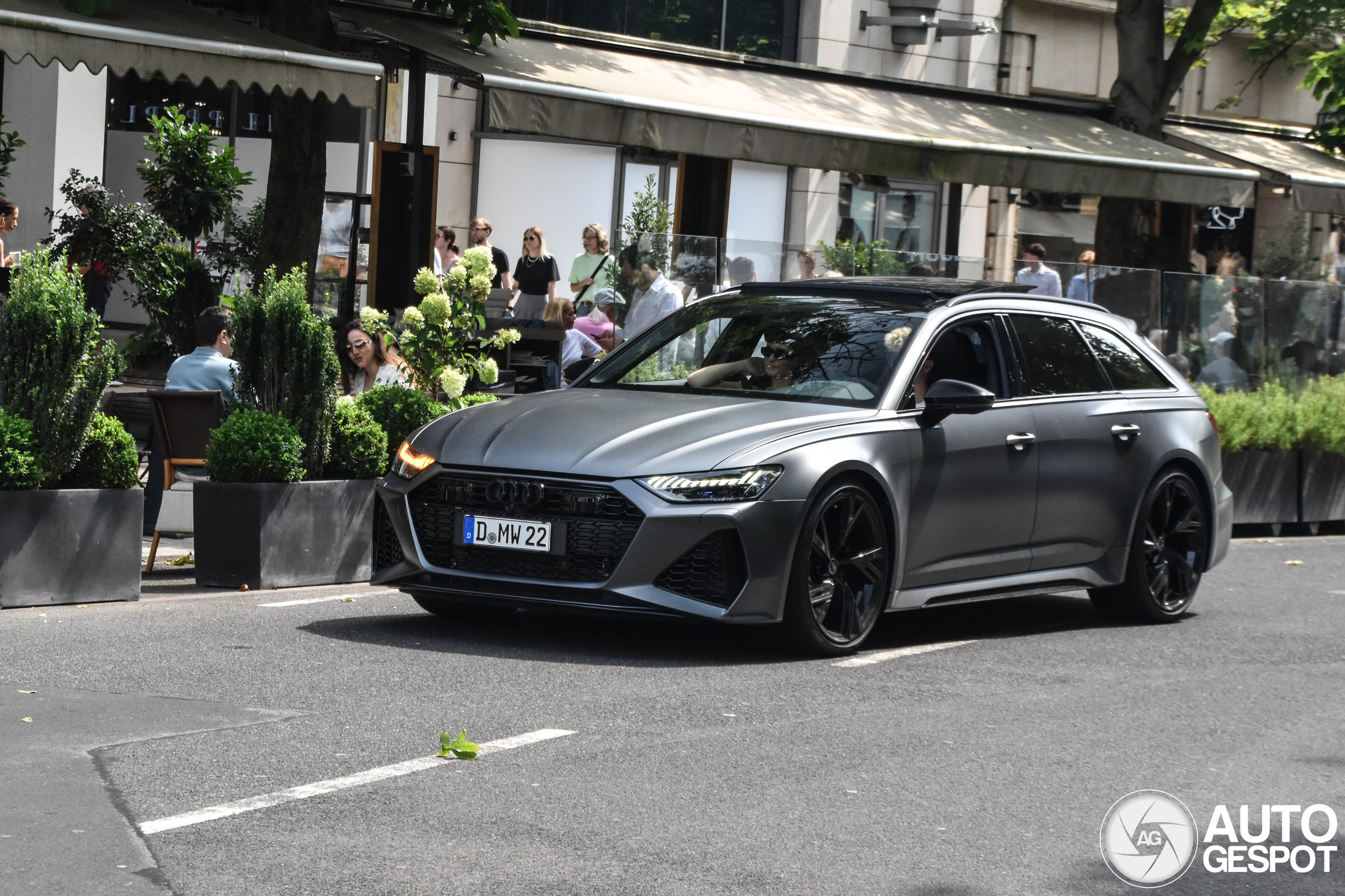 Audi RS6 Avant C8