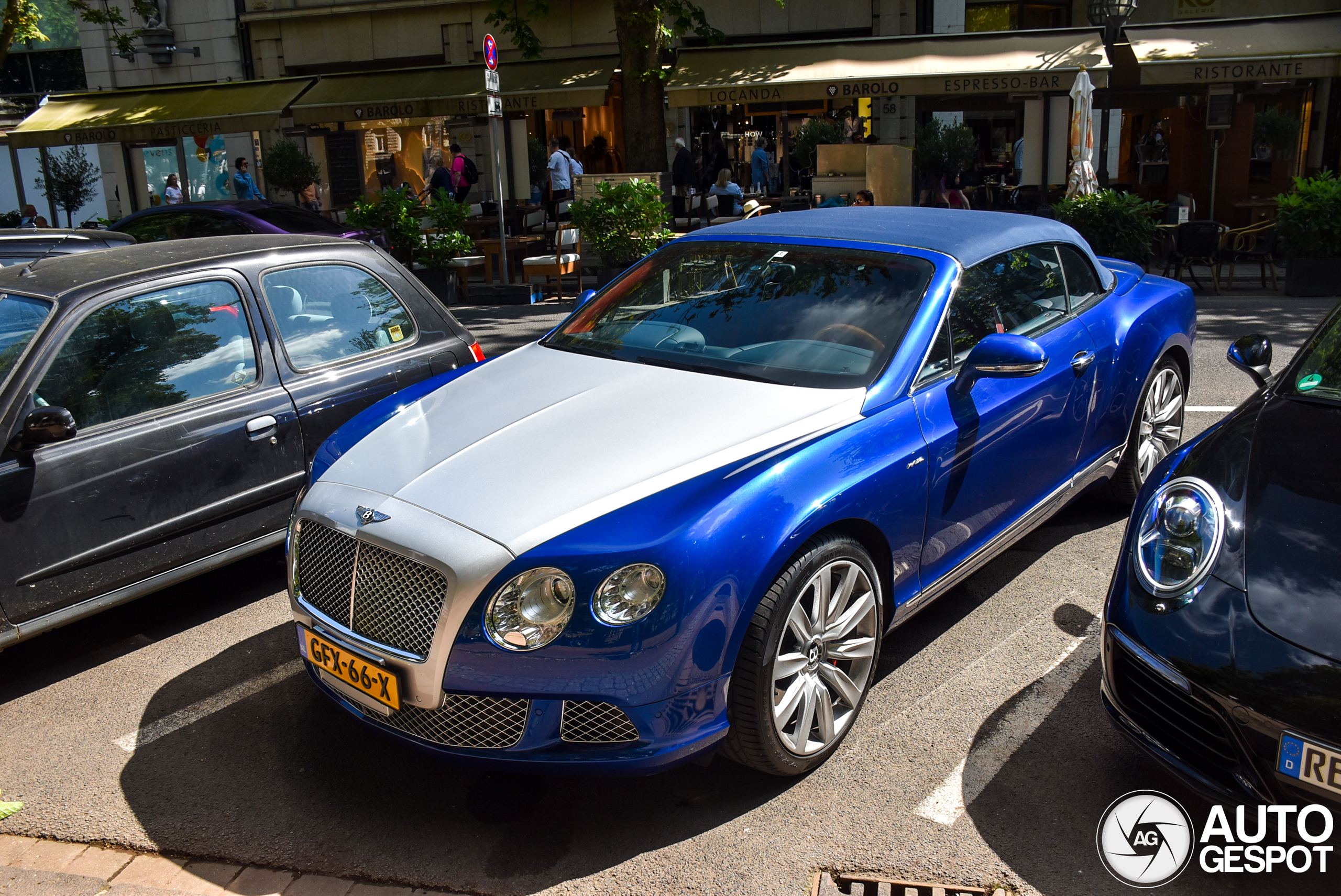 Bentley Continental GTC 2012