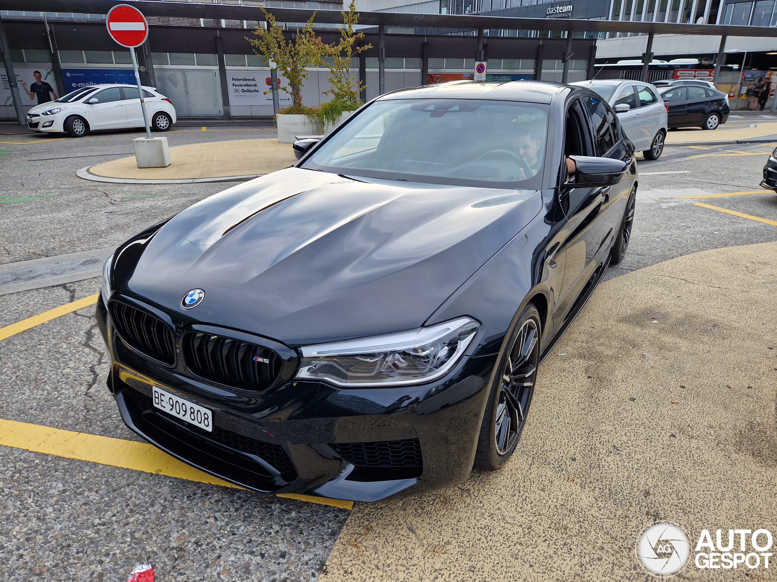 BMW M5 F90