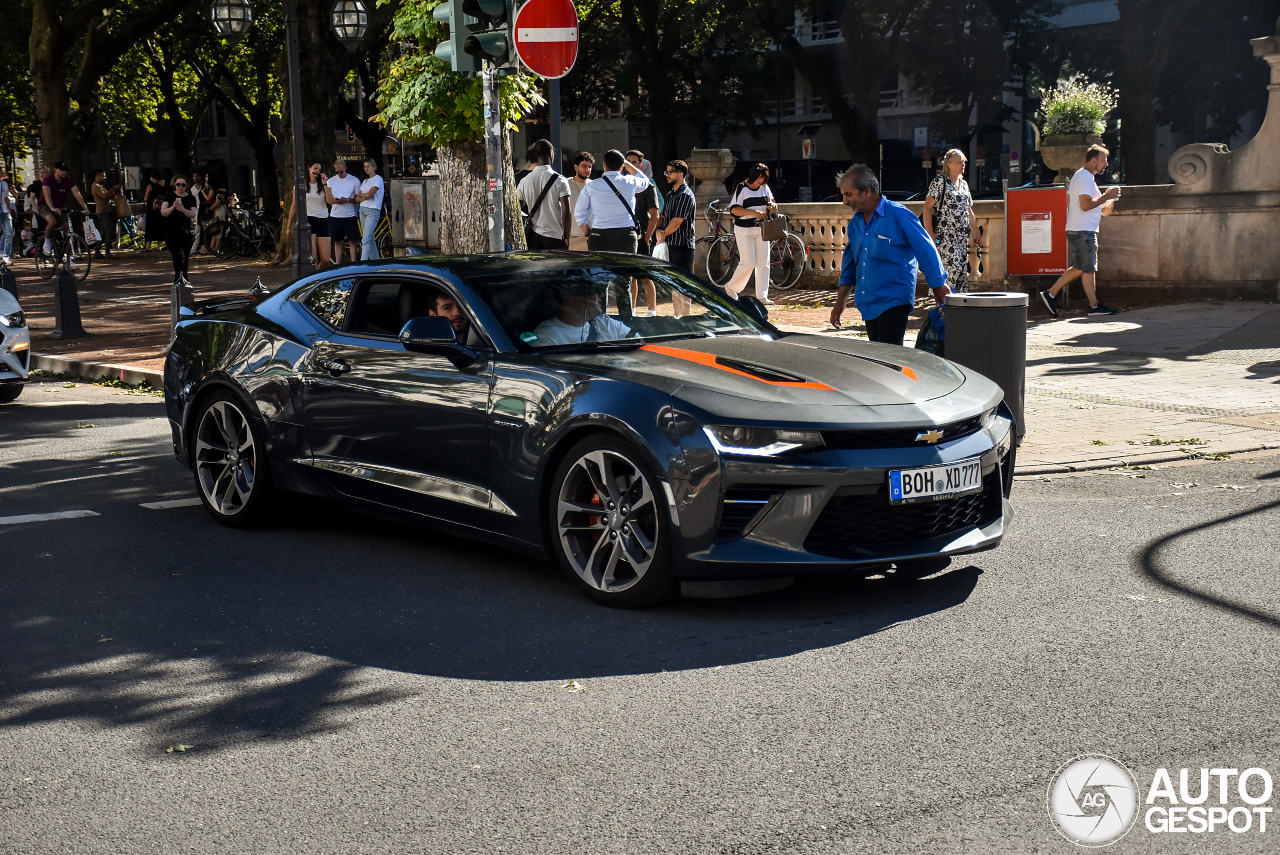 Chevrolet Camaro SS 2016 50th Anniversary