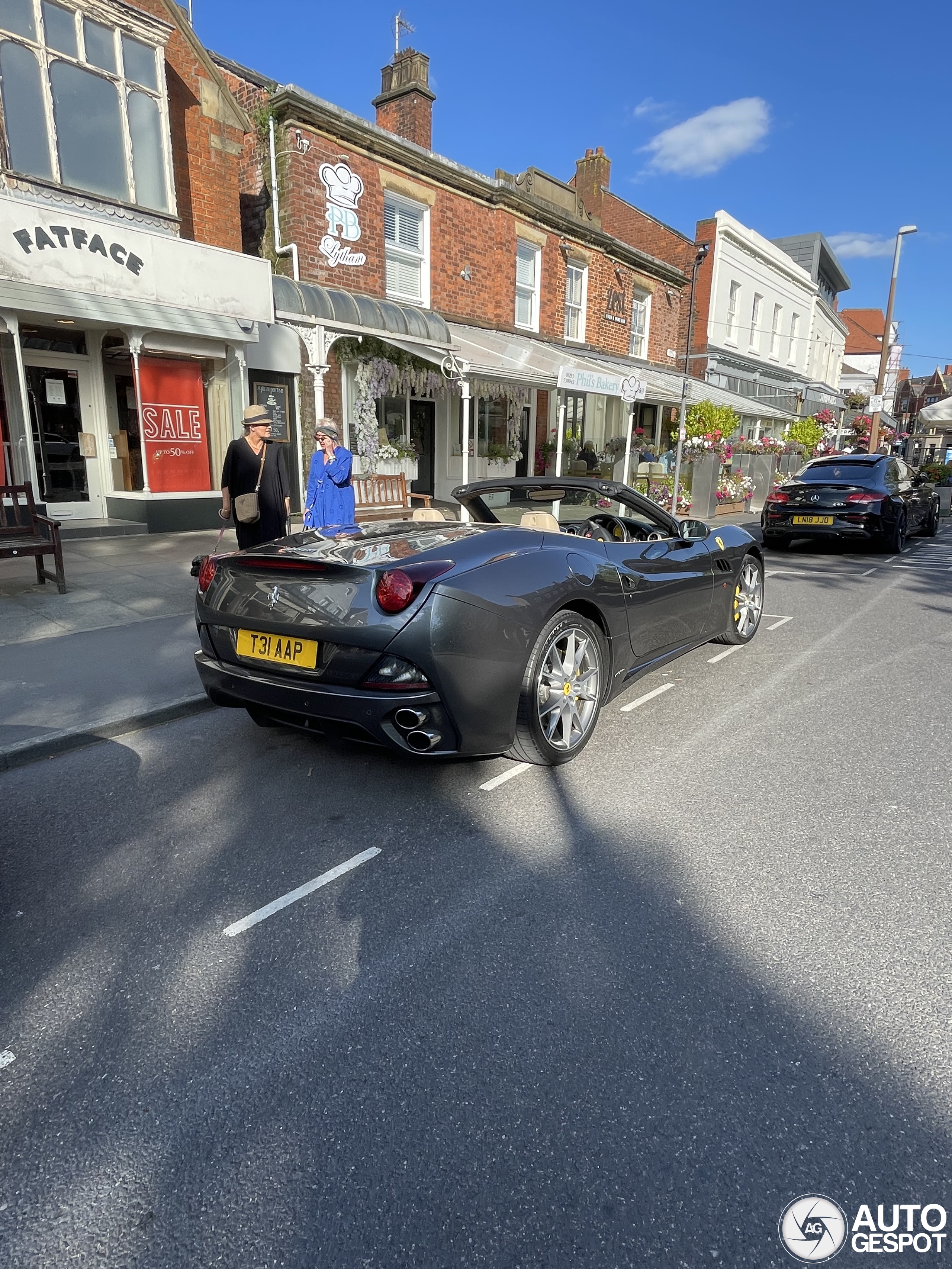 Ferrari California