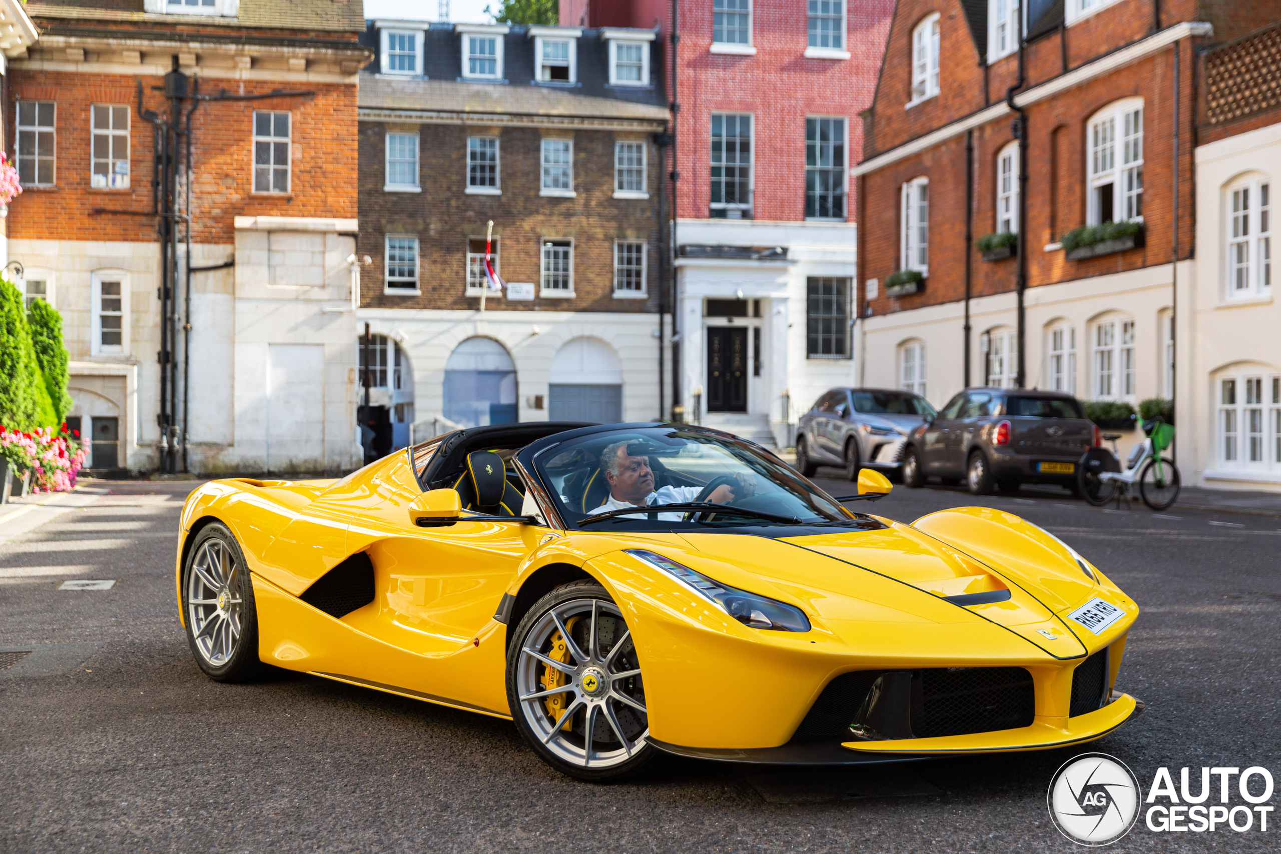 Ferrari LaFerrari Aperta