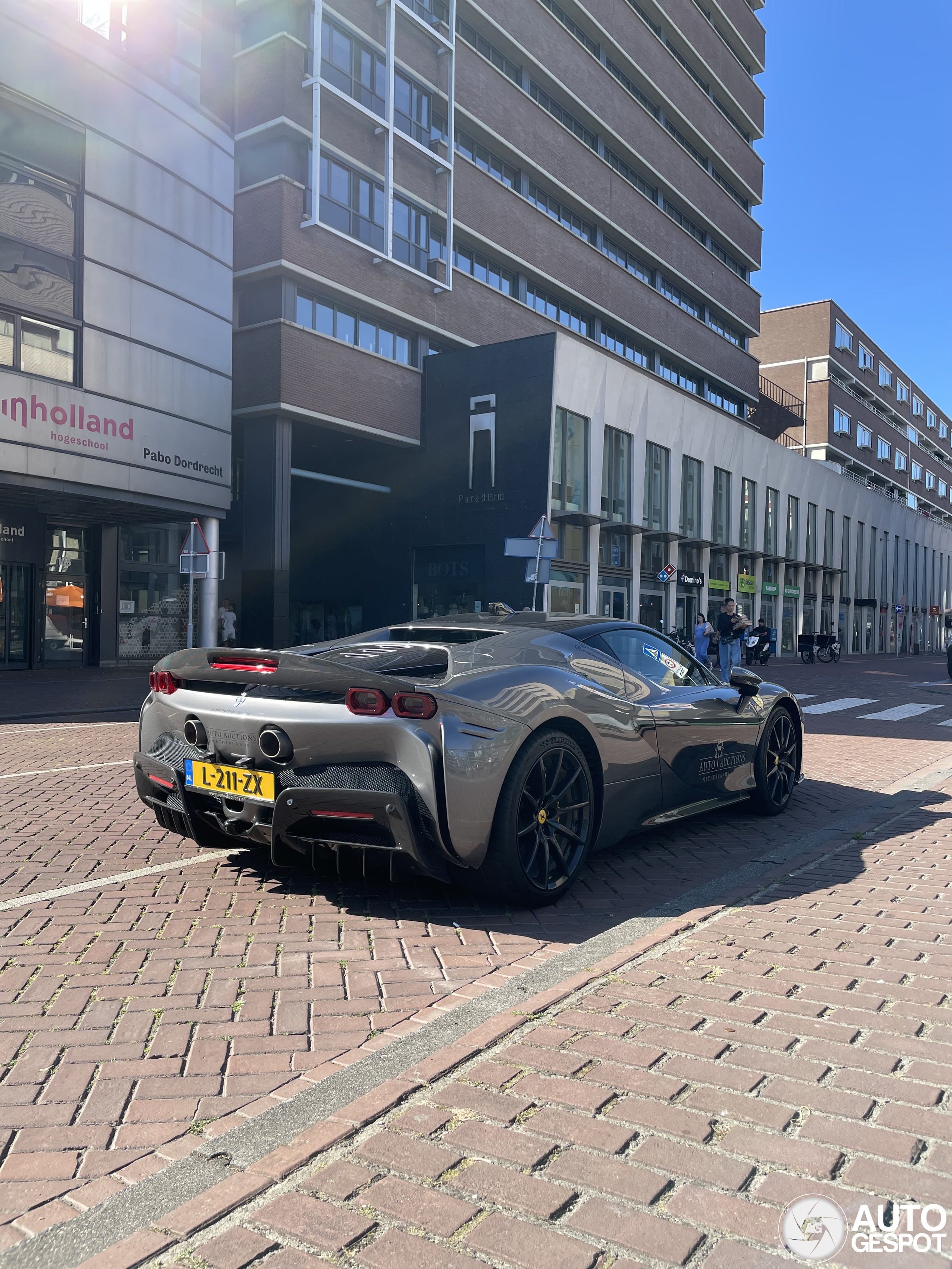 Ferrari SF90 Stradale Assetto Fiorano