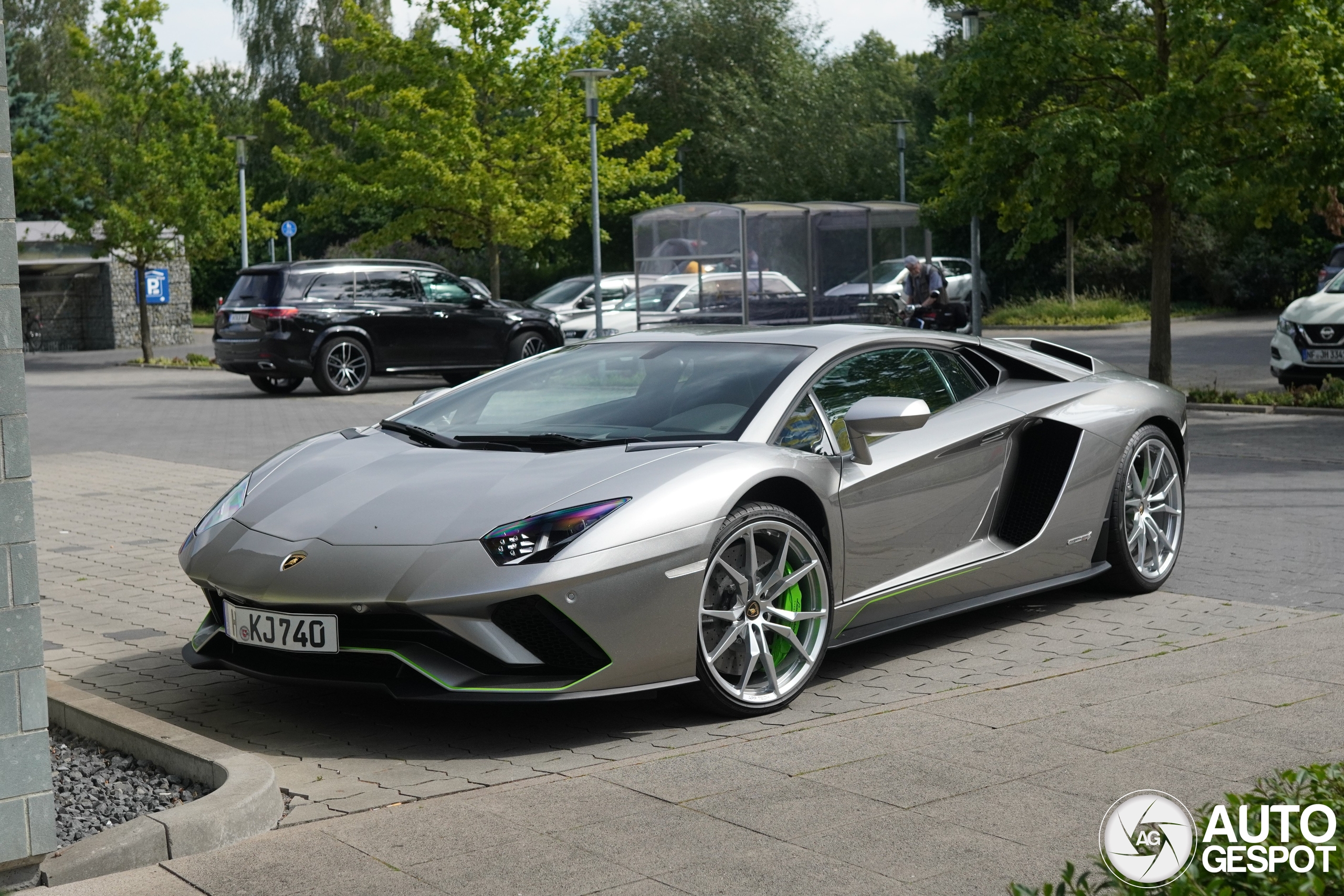 Lamborghini Aventador S LP740-4