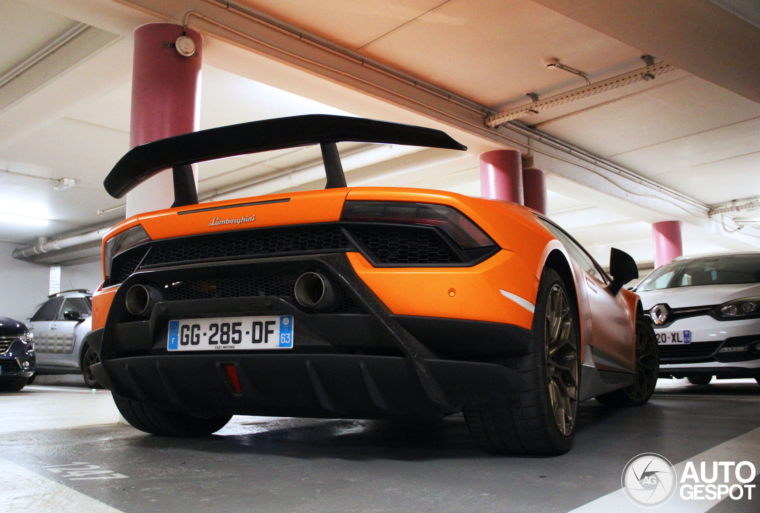 Lamborghini Huracán LP640-4 Performante