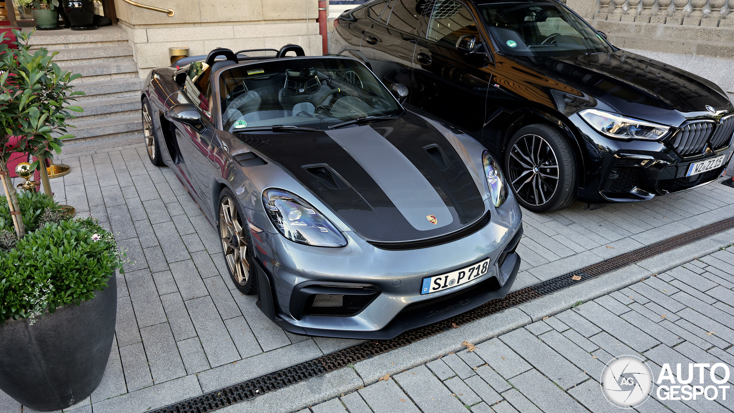 Porsche 718 Spyder RS Weissach Package