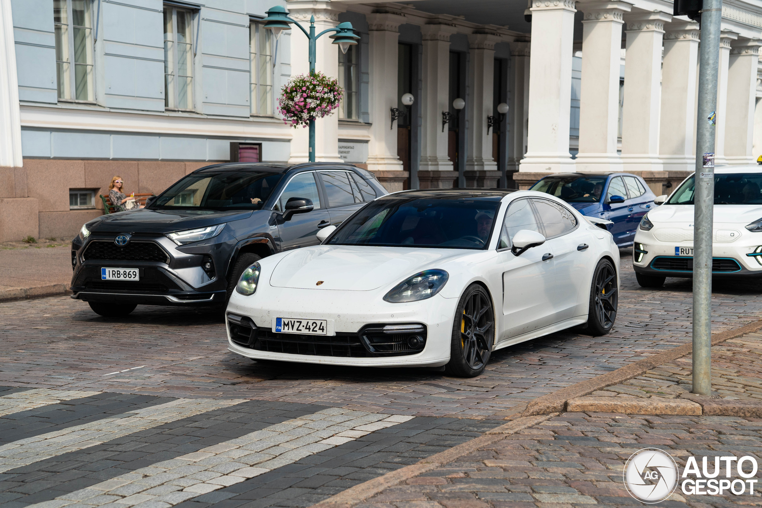 Porsche 971 Panamera Turbo S E-Hybrid