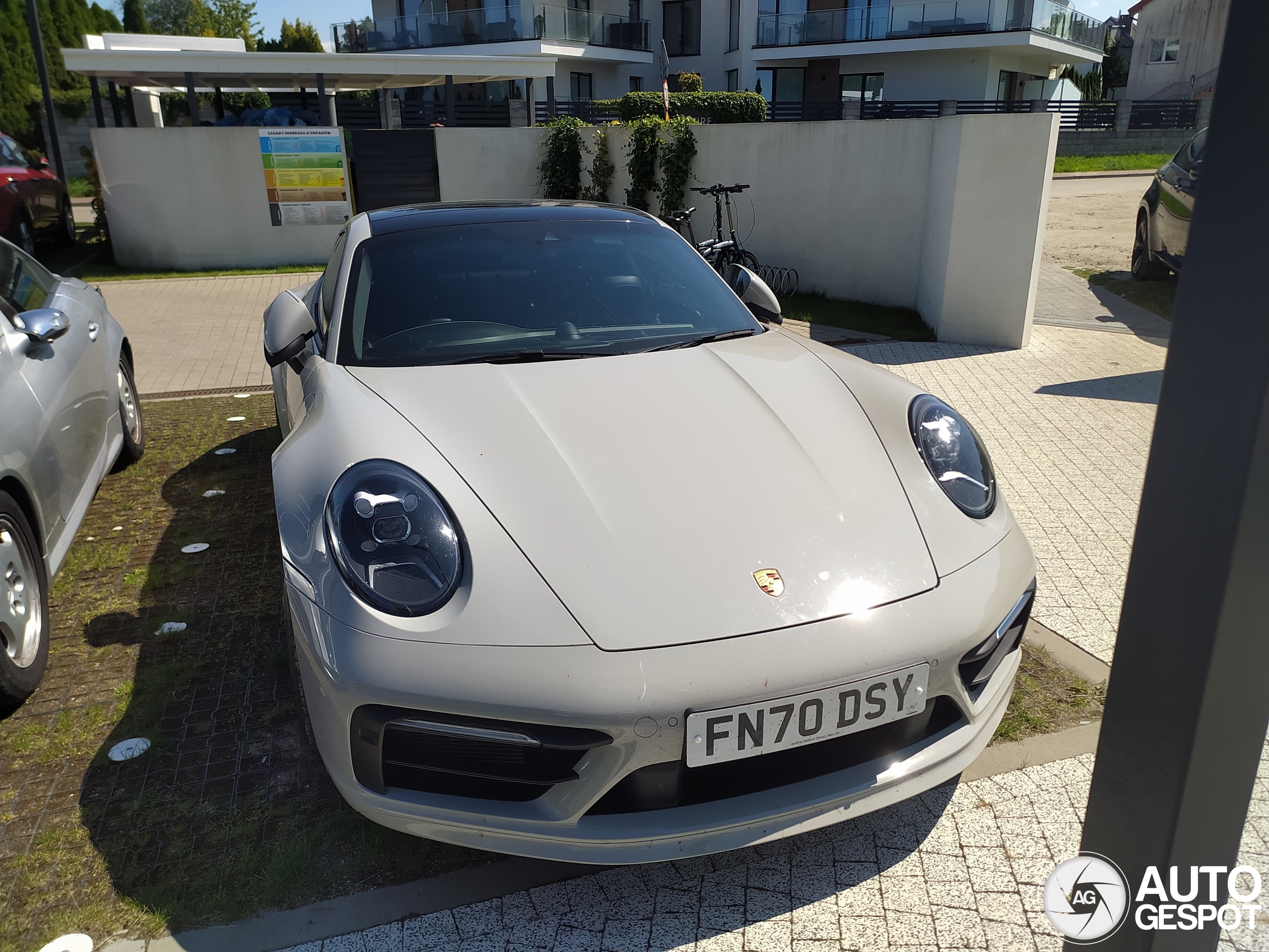 Porsche 992 Carrera S