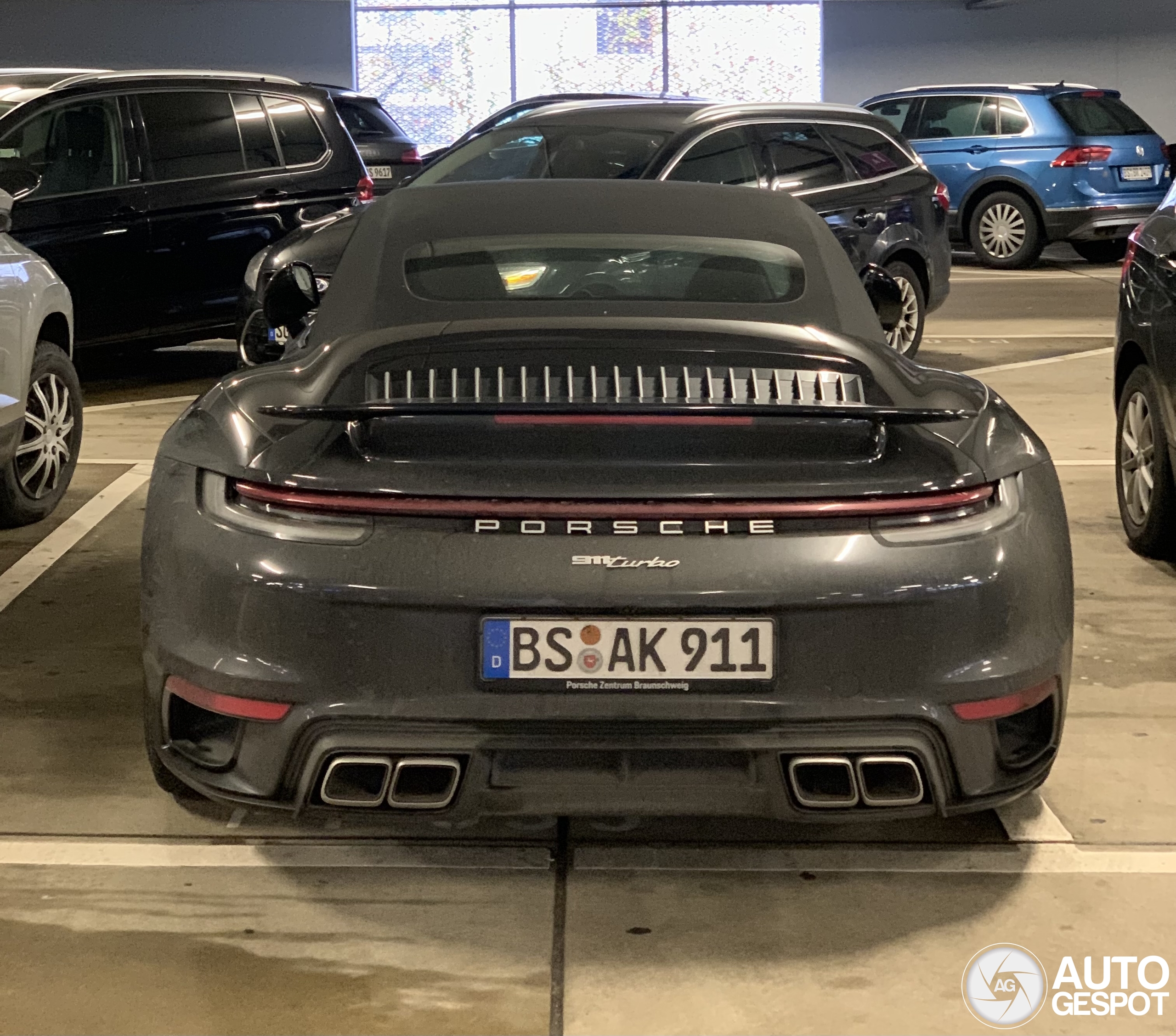 Porsche 992 Turbo Cabriolet