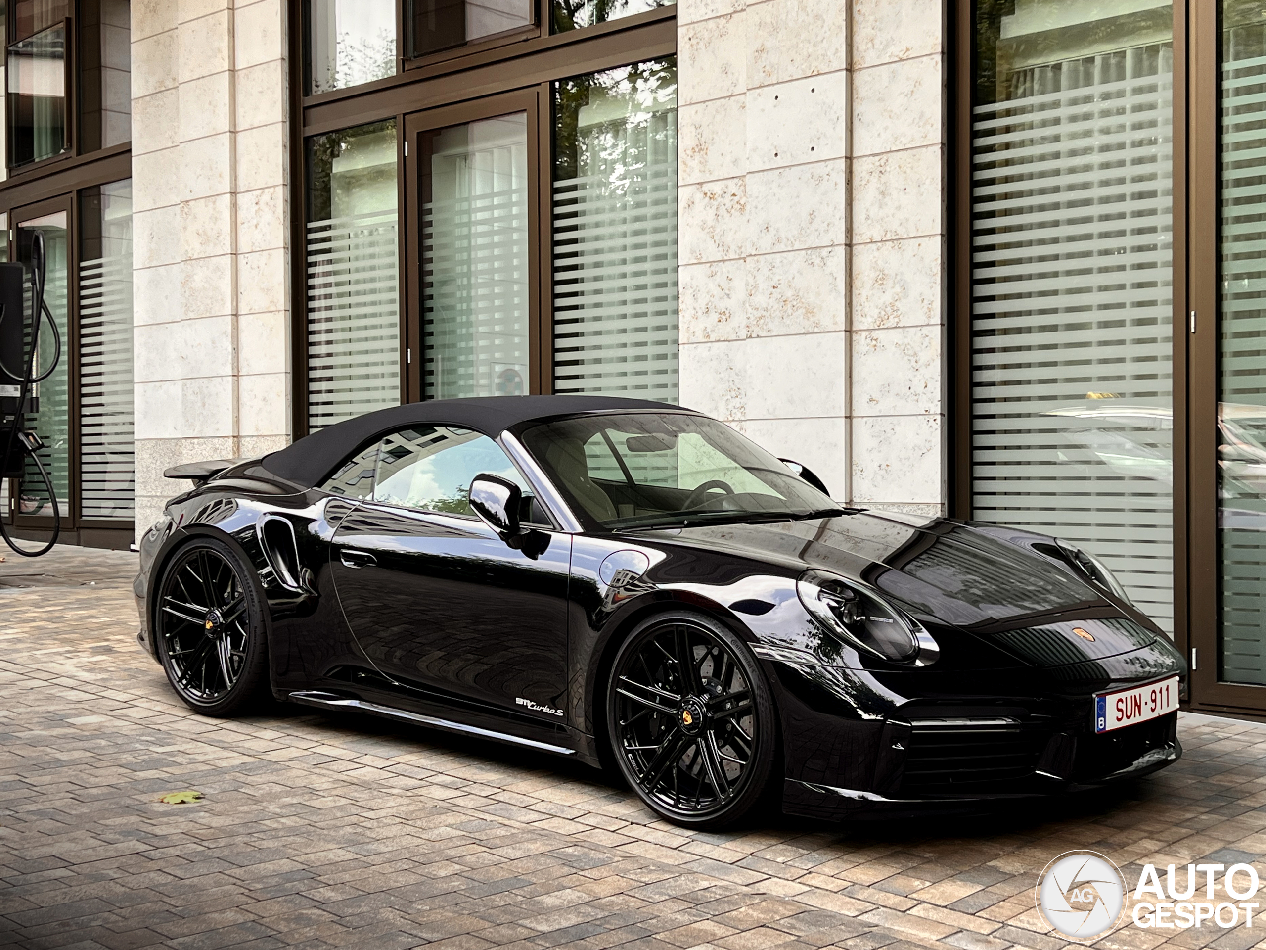 Porsche 992 Turbo S Cabriolet