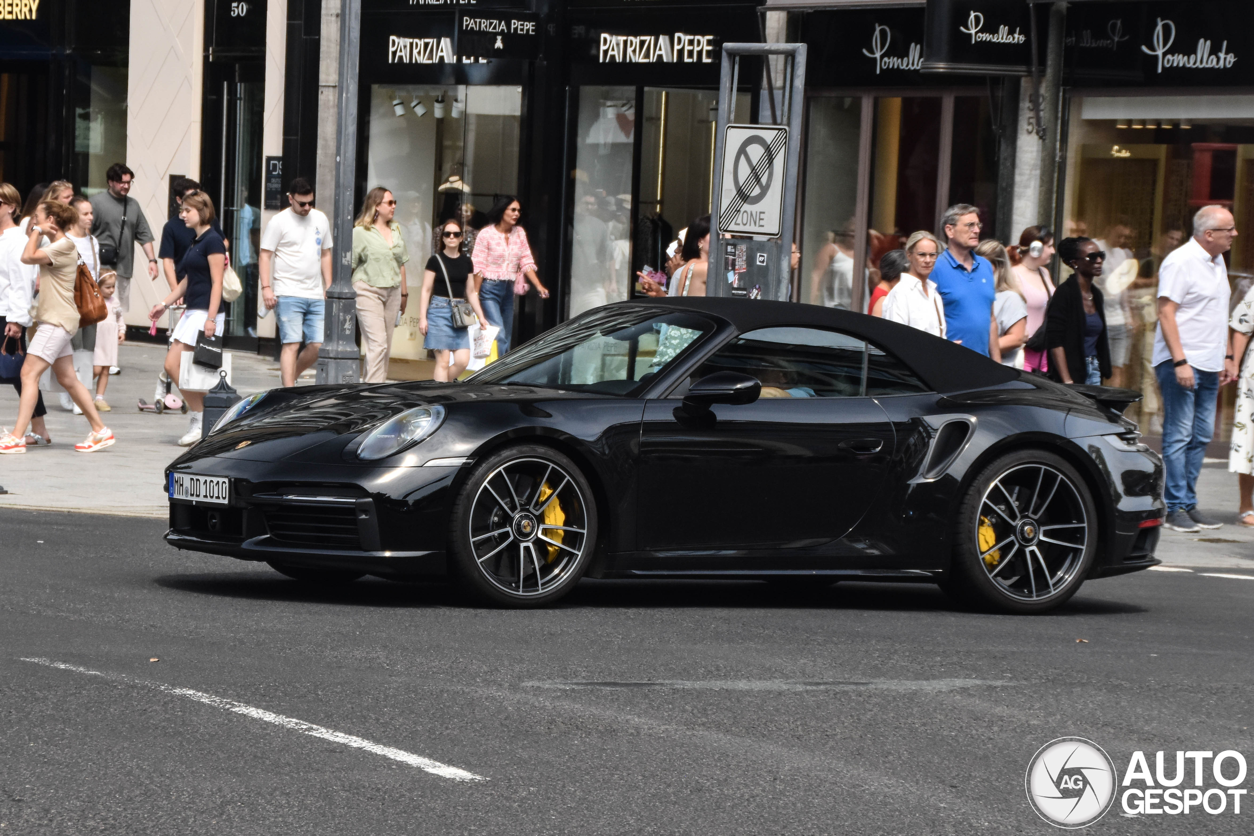 Porsche 992 Turbo S Cabriolet