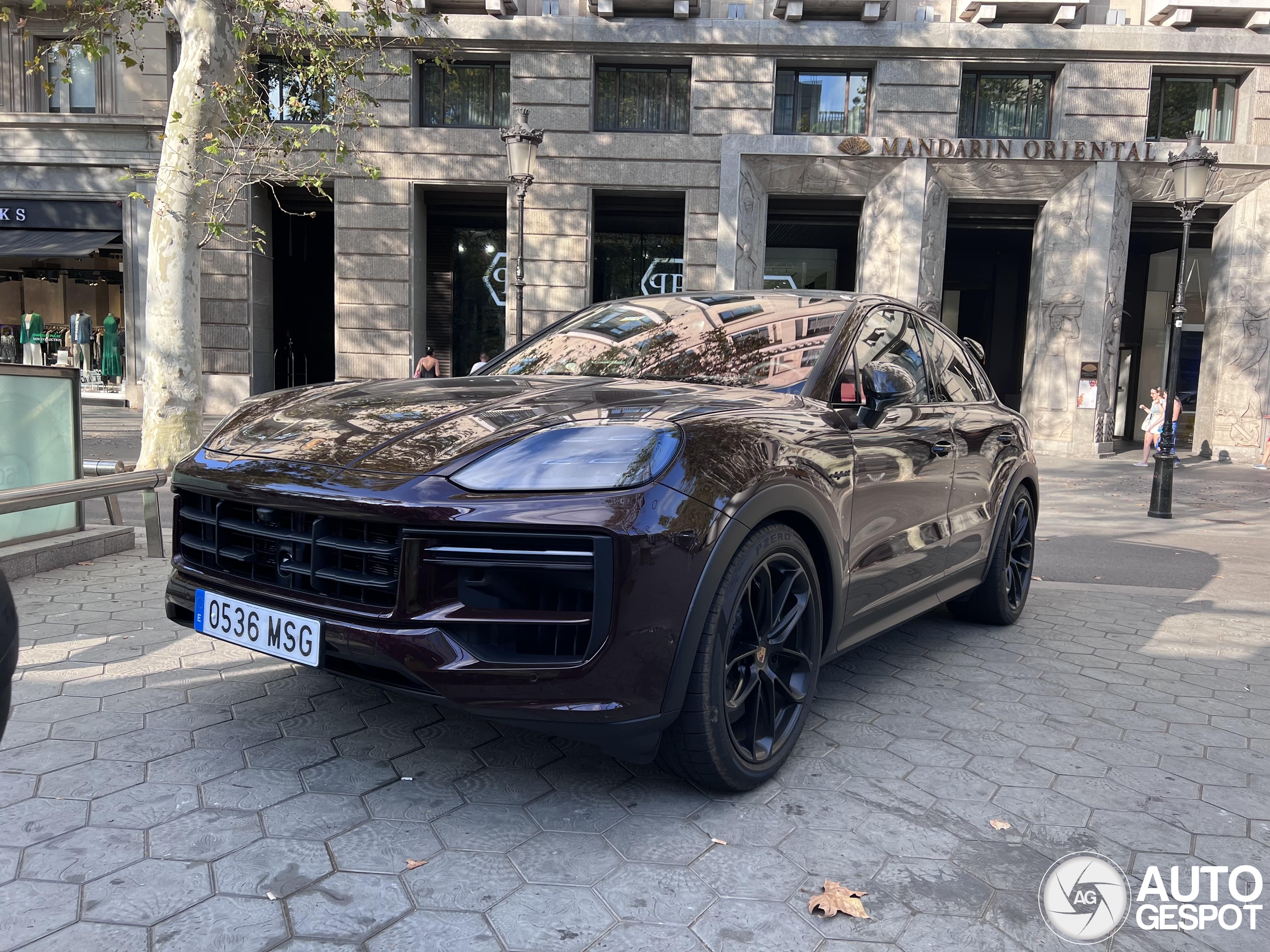 Porsche Cayenne Coupé Turbo E-Hybrid