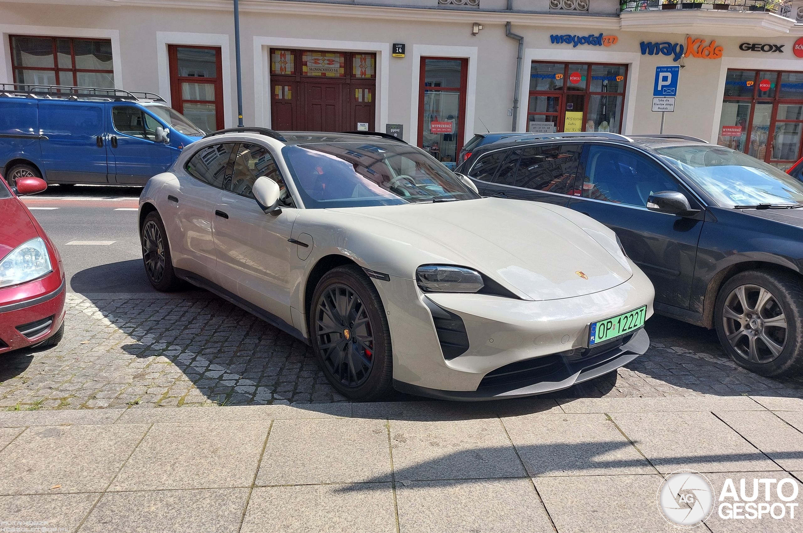 Porsche Taycan GTS Sport Turismo