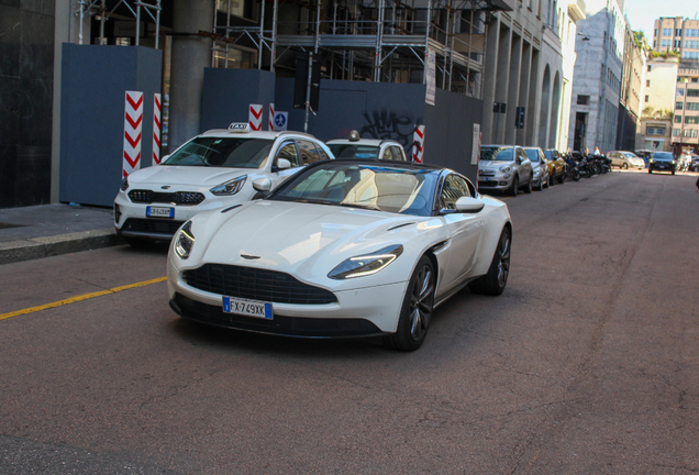 Aston Martin DB11 V8